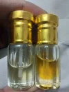 [Ouddict.com] Sandalwood oil of the day