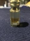 [Ouddict.com] Sandalwood oil of the day